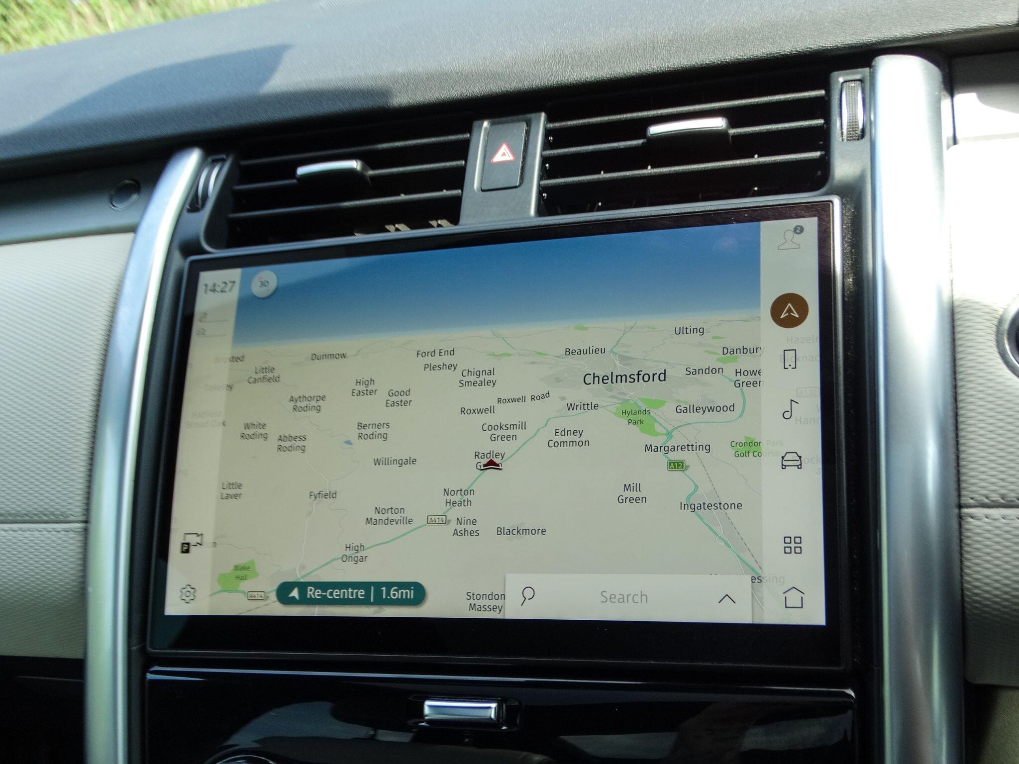 Land Rover Discovery 3 view 22