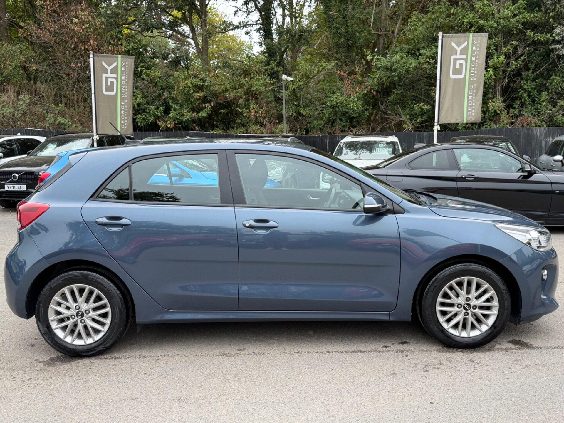 Kia Rio view 5