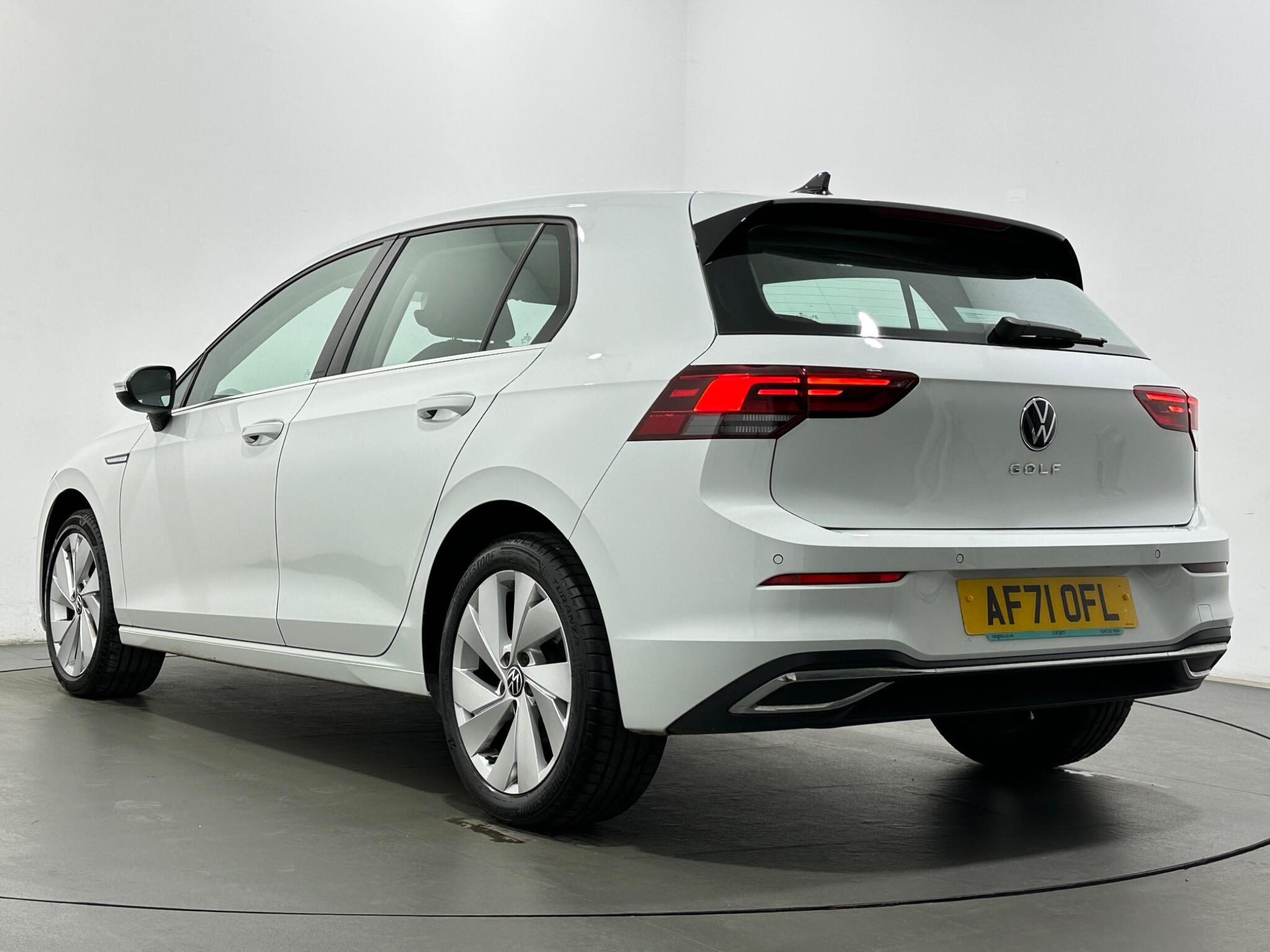 Volkswagen Golf view 47