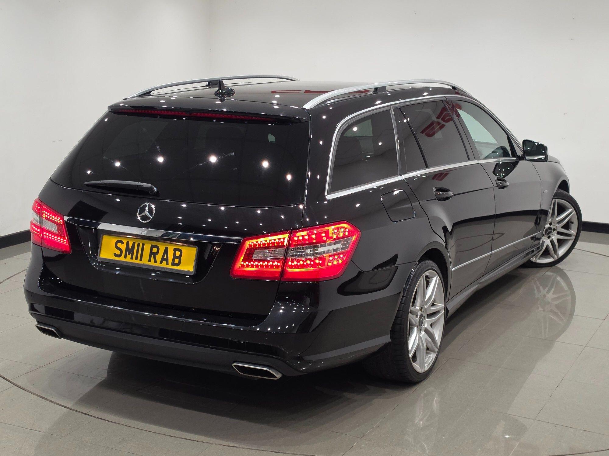 Mercedes-Benz E-Class view 11