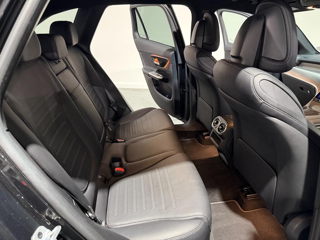Mercedes-Benz GLC view 35