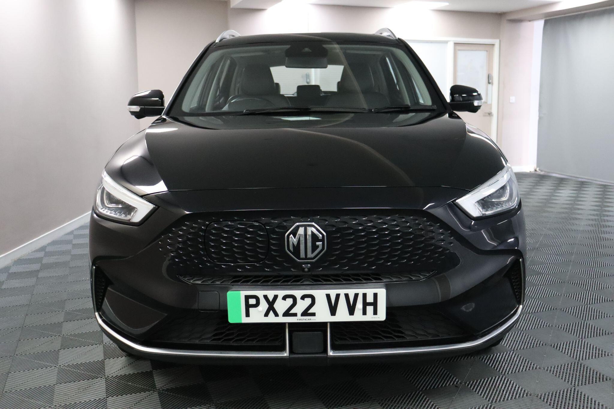 MG MG ZS view 2