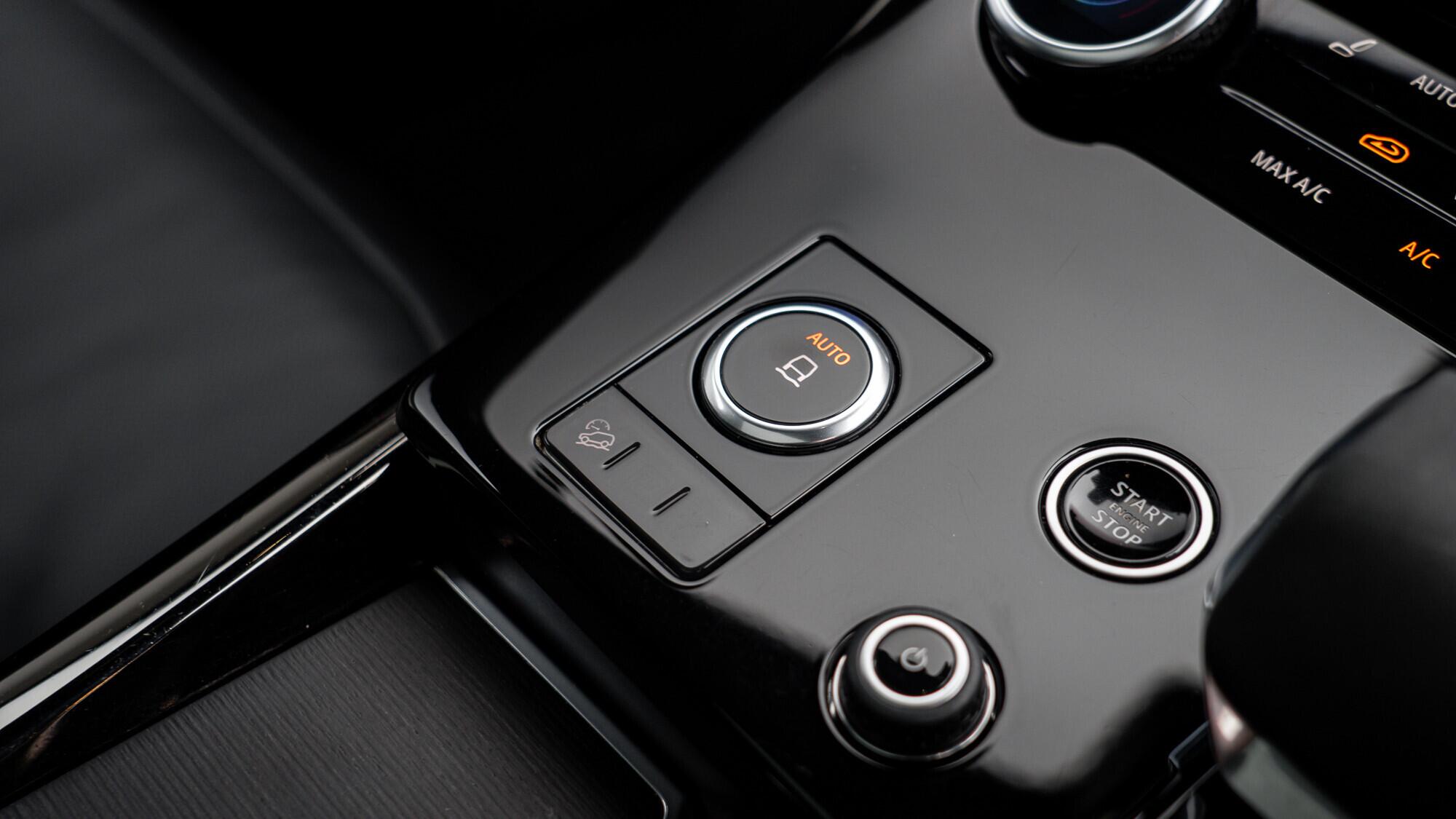 Land Rover Range Rover Sport view 48
