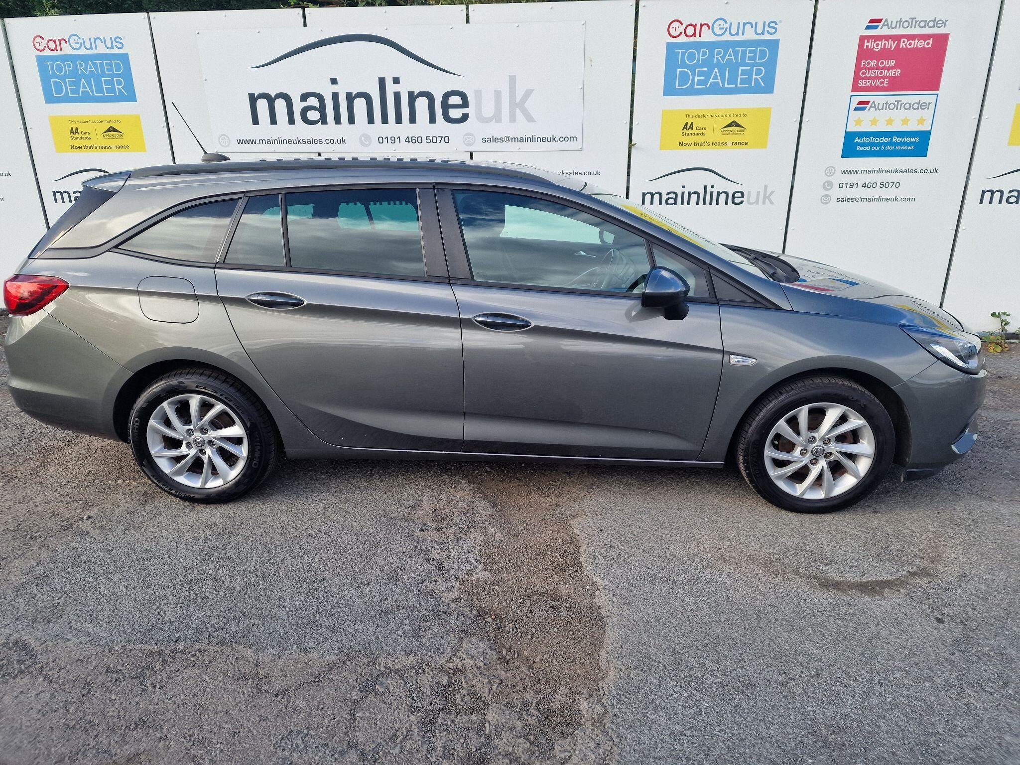 Vauxhall Astra view 18