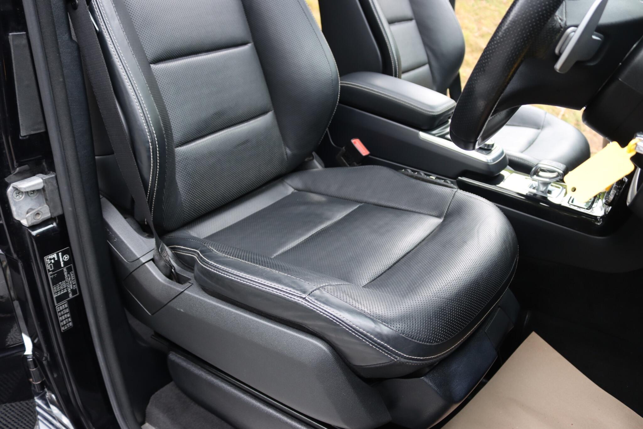 Mercedes-Benz G-Class view 46