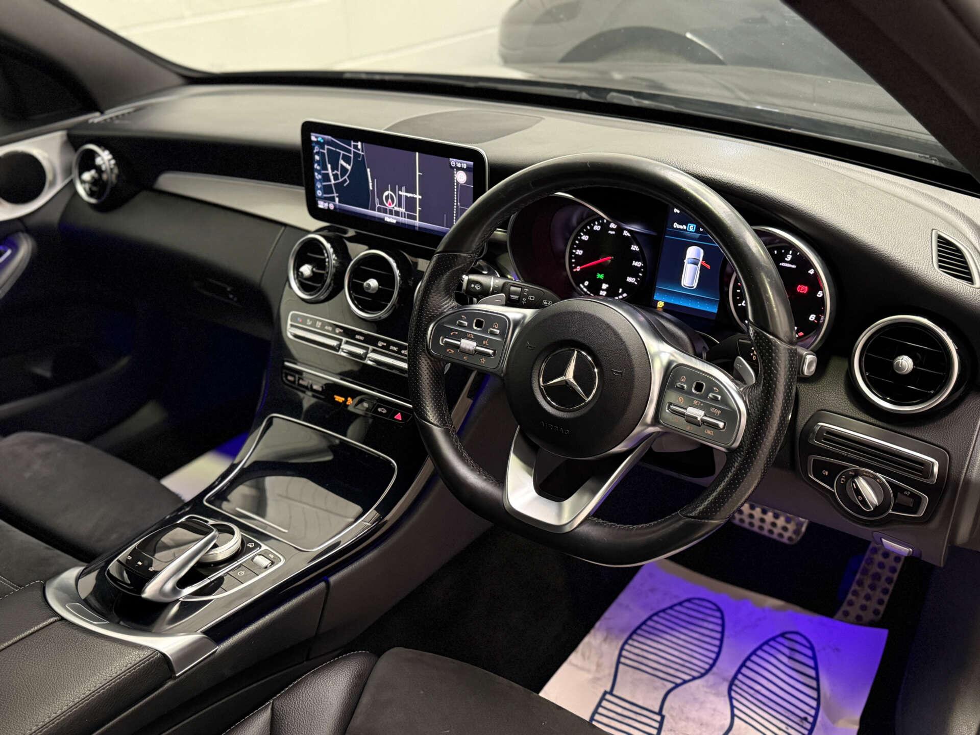 Mercedes-Benz C-Class view 14