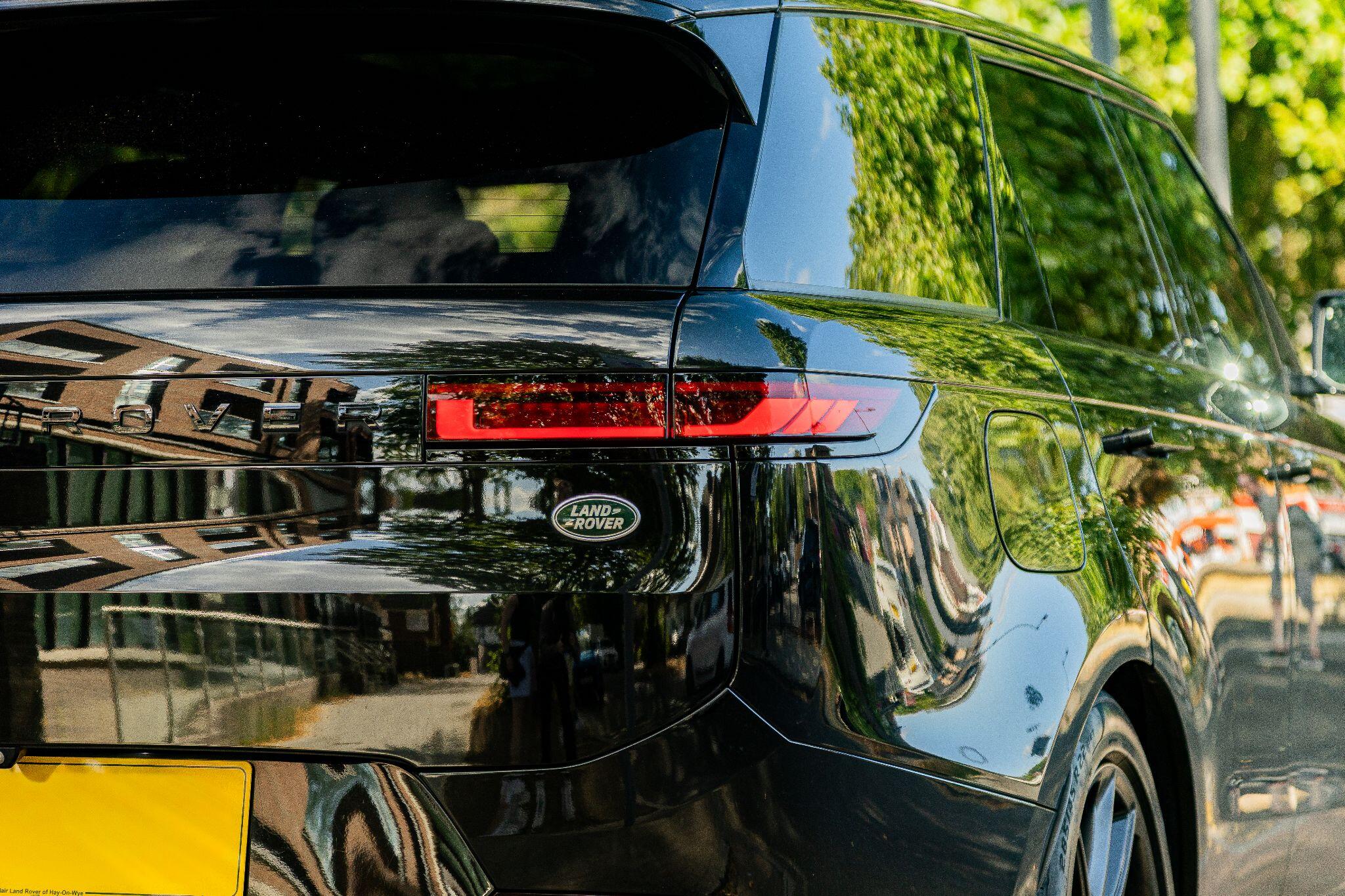 Land Rover Range Rover Sport view 19