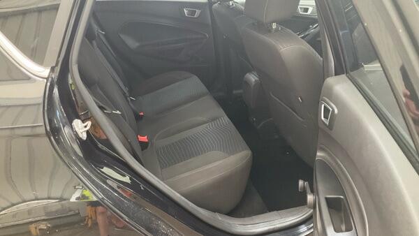 Ford Fiesta view 11