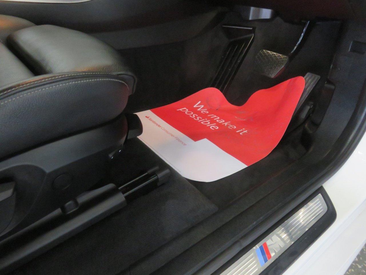 BMW X4 view 57