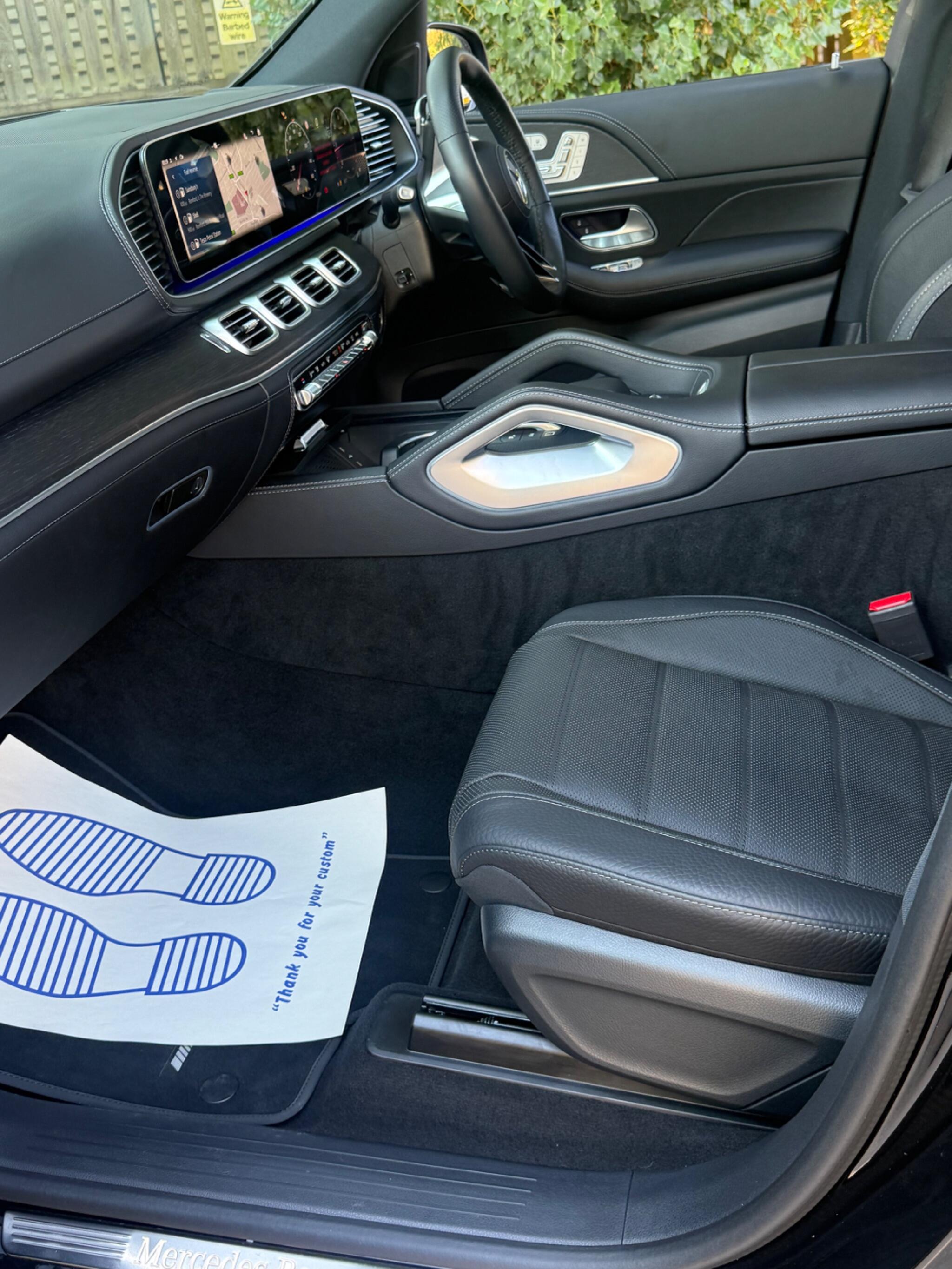 Mercedes-Benz GLS view 13