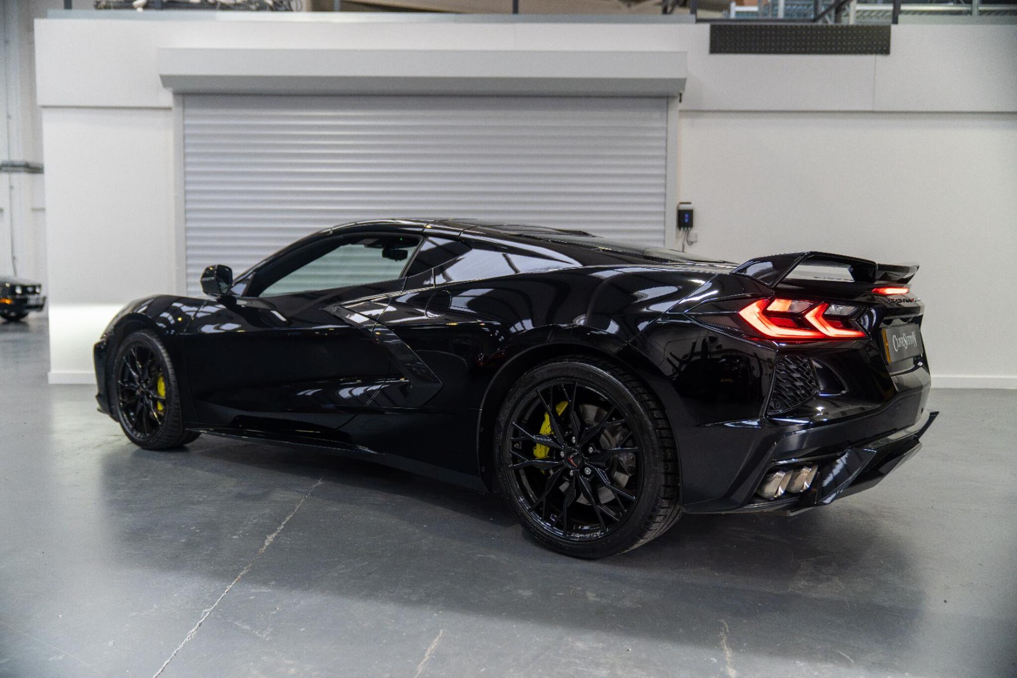Chevrolet Corvette view 5