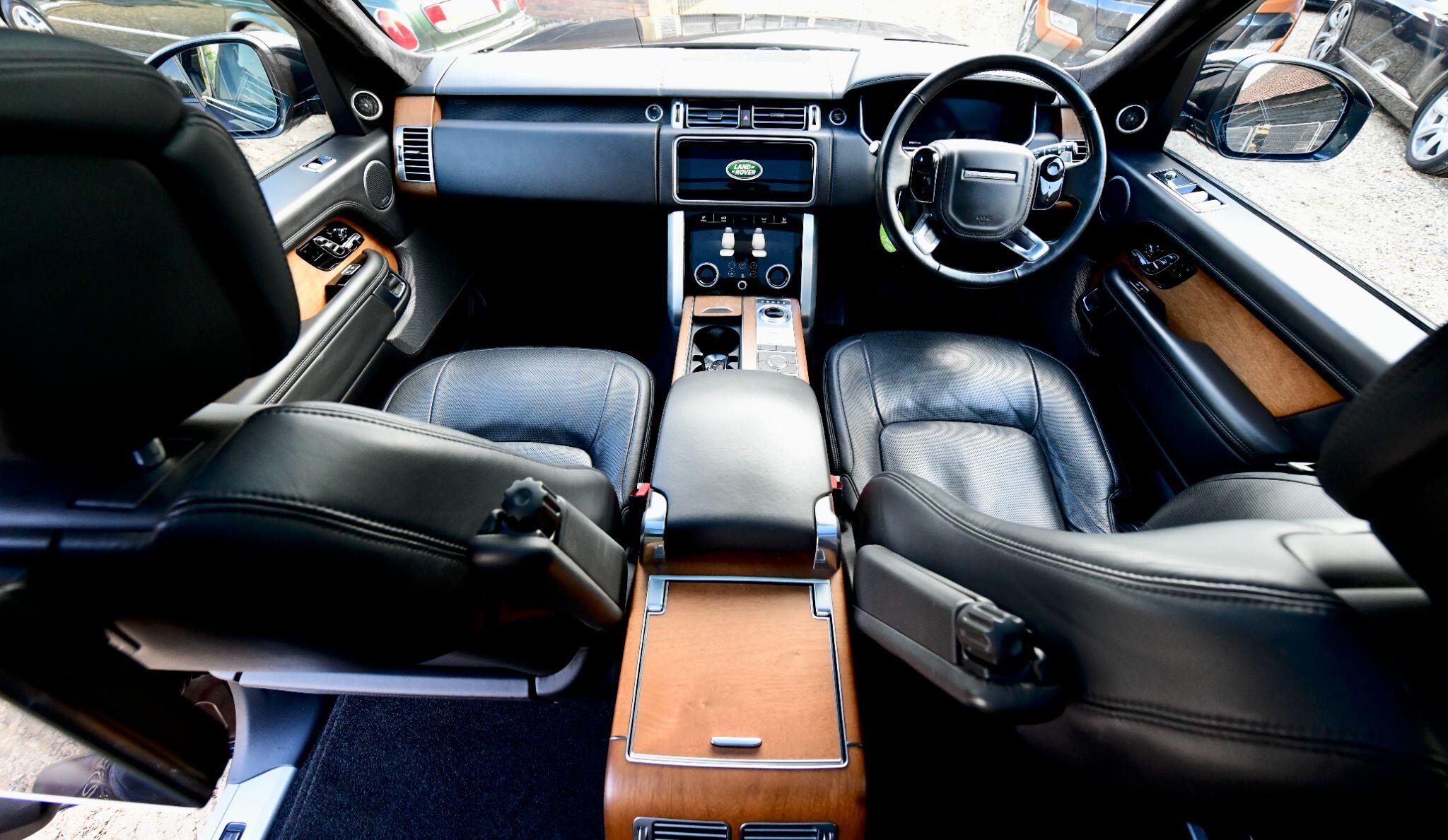 Land Rover Range Rover view 27