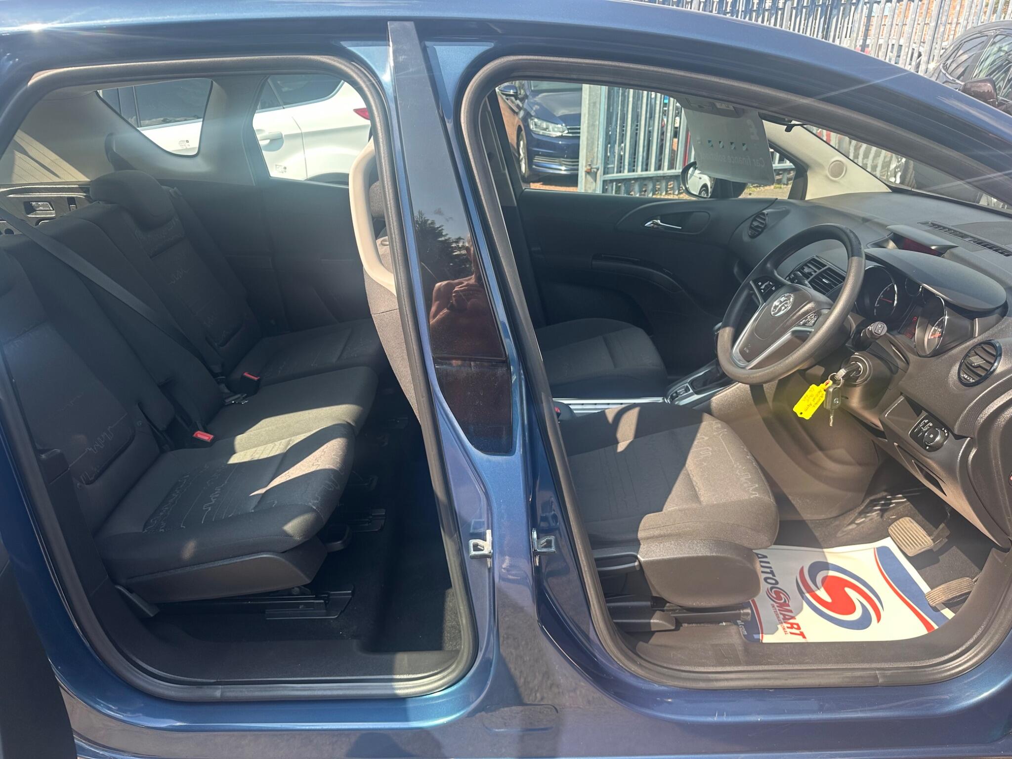 Vauxhall Meriva view 20