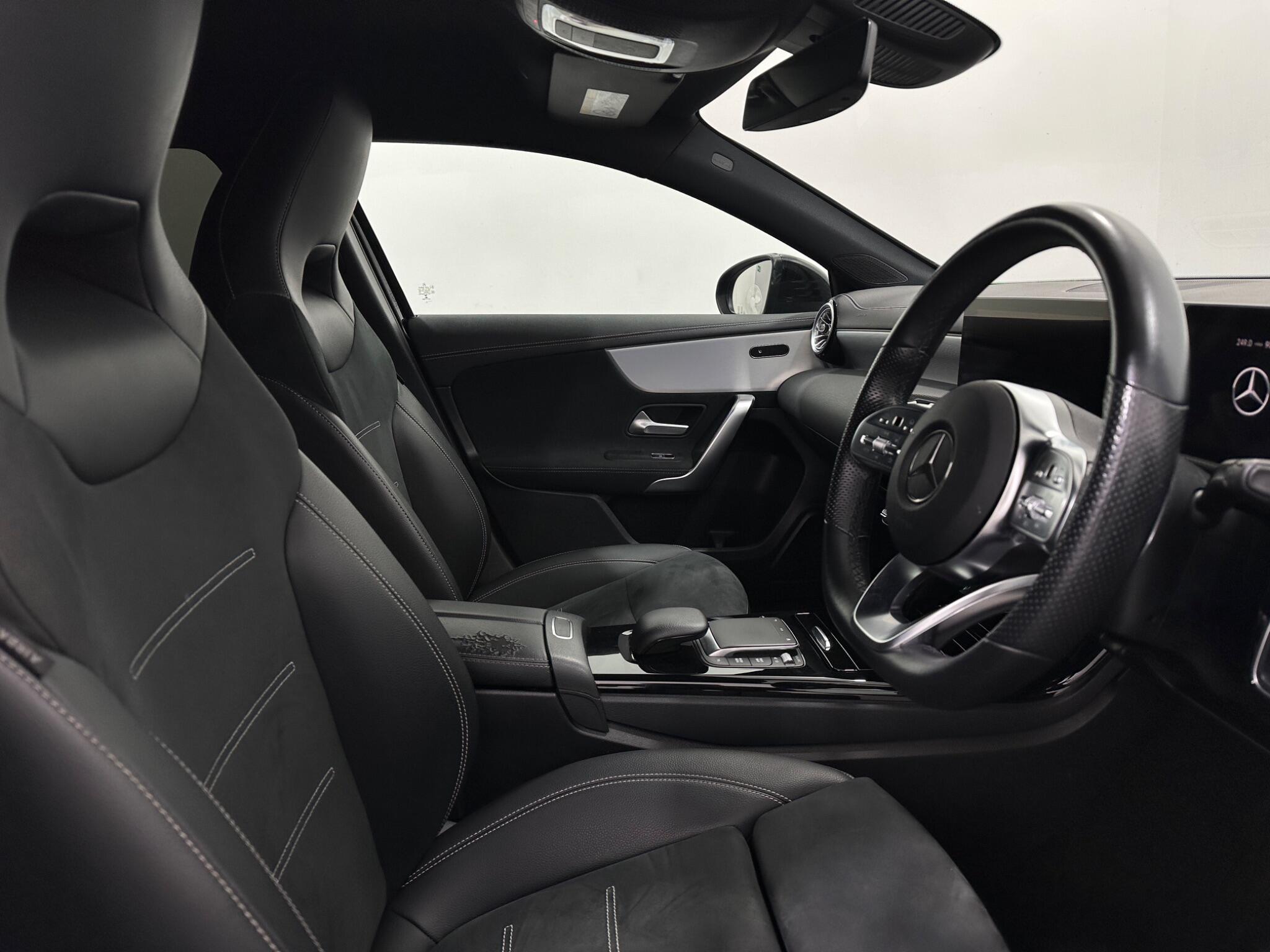 Mercedes-Benz A-Class view 34