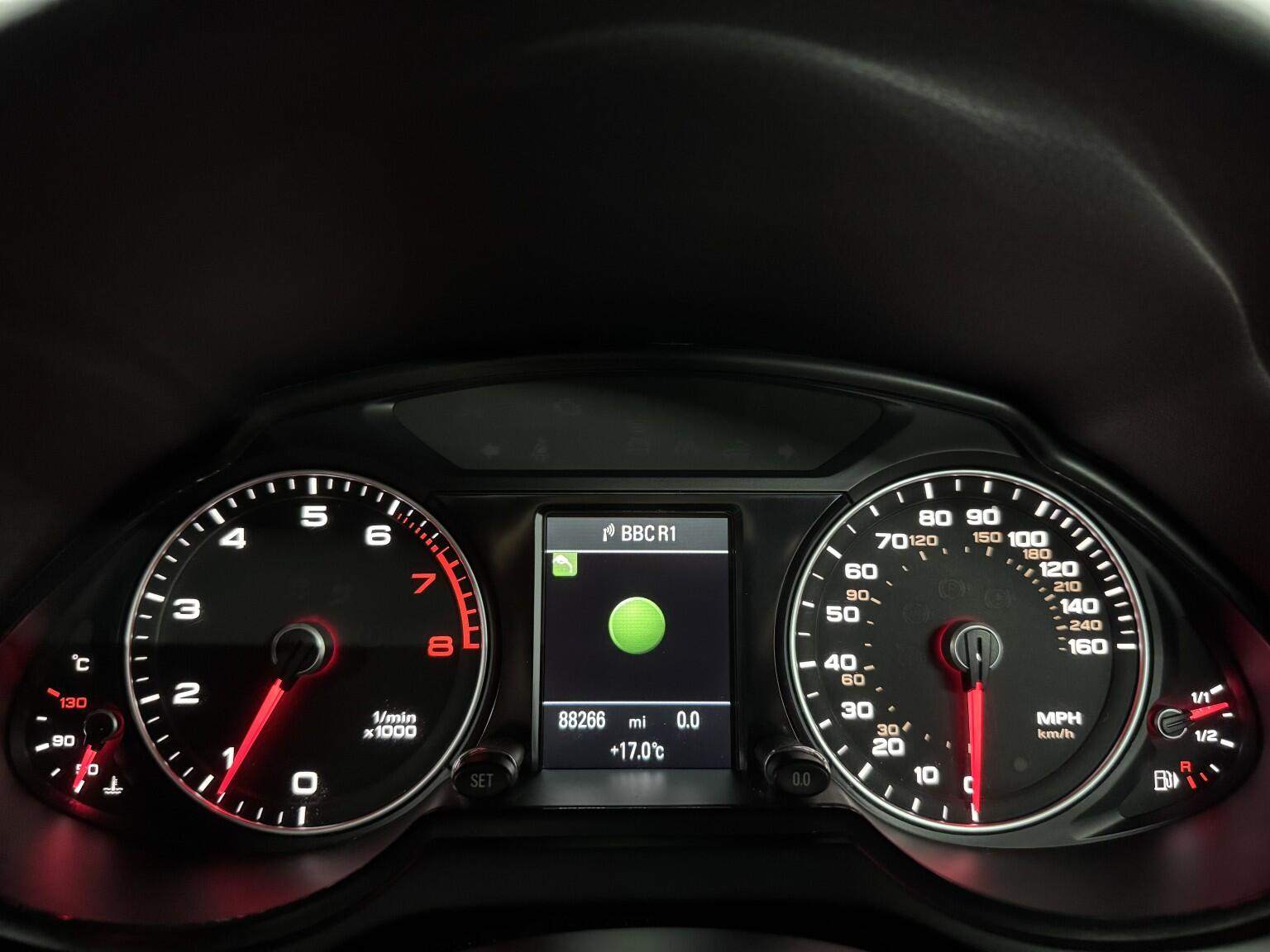 Audi Q5 view 27
