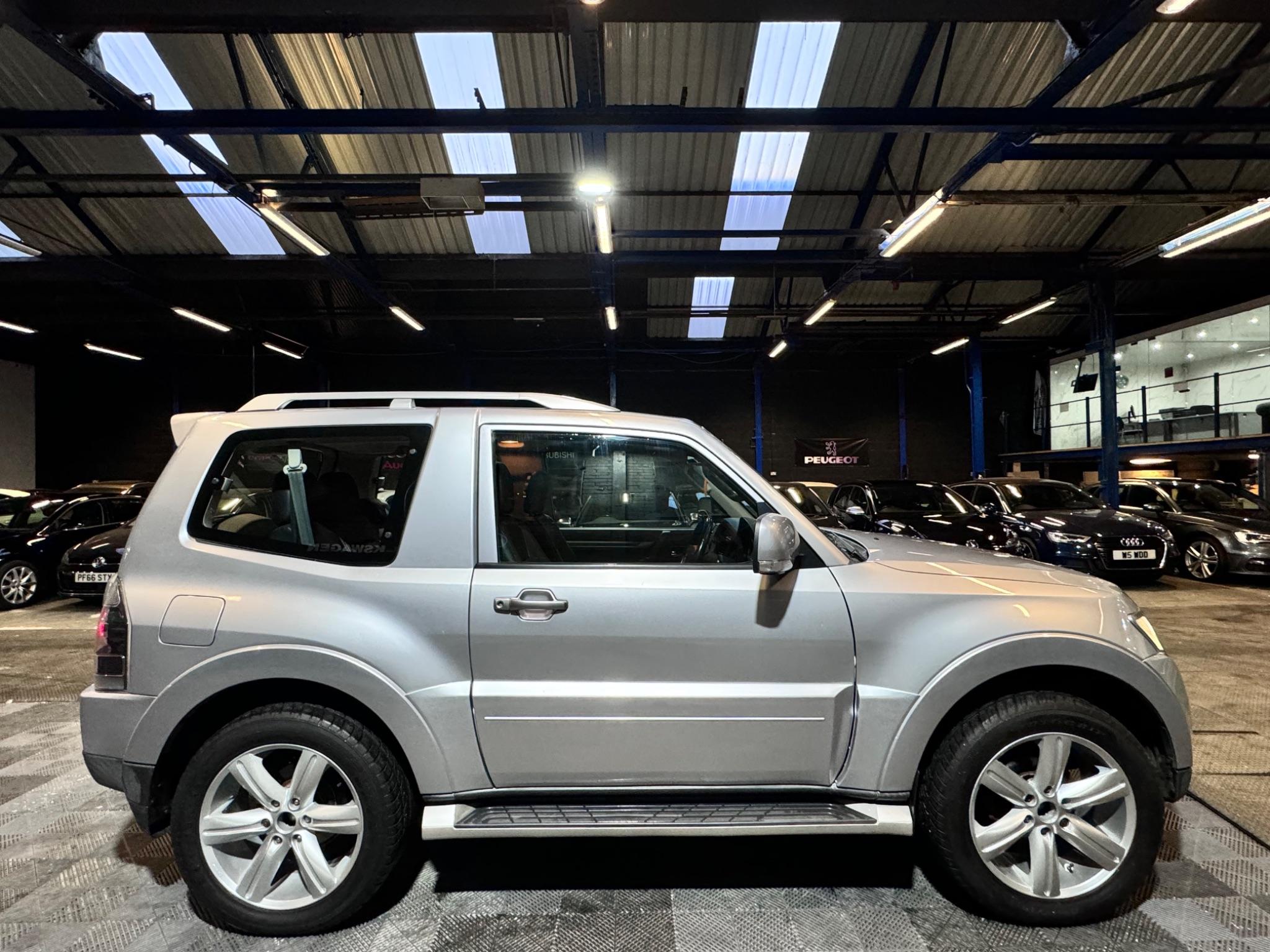 Mitsubishi Shogun view 41