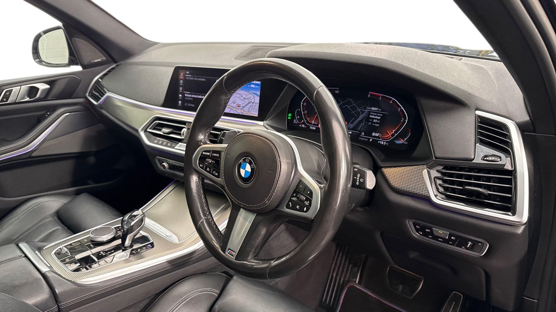 BMW X5 view 6