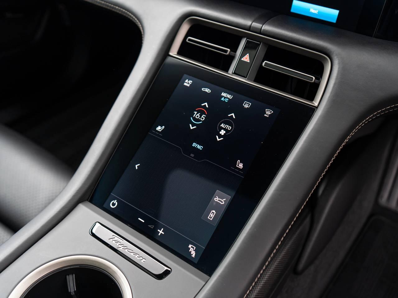 Porsche Taycan view 33