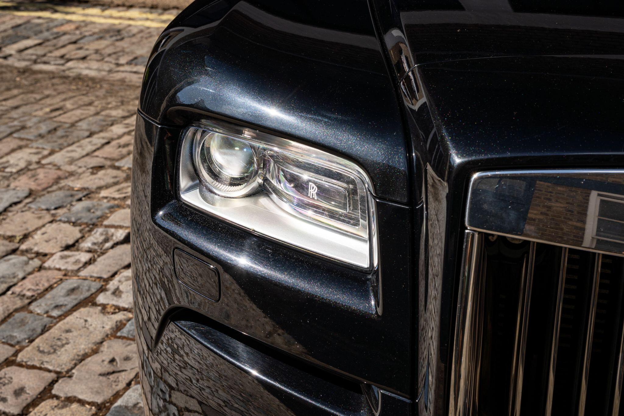 Rolls-Royce Wraith view 42