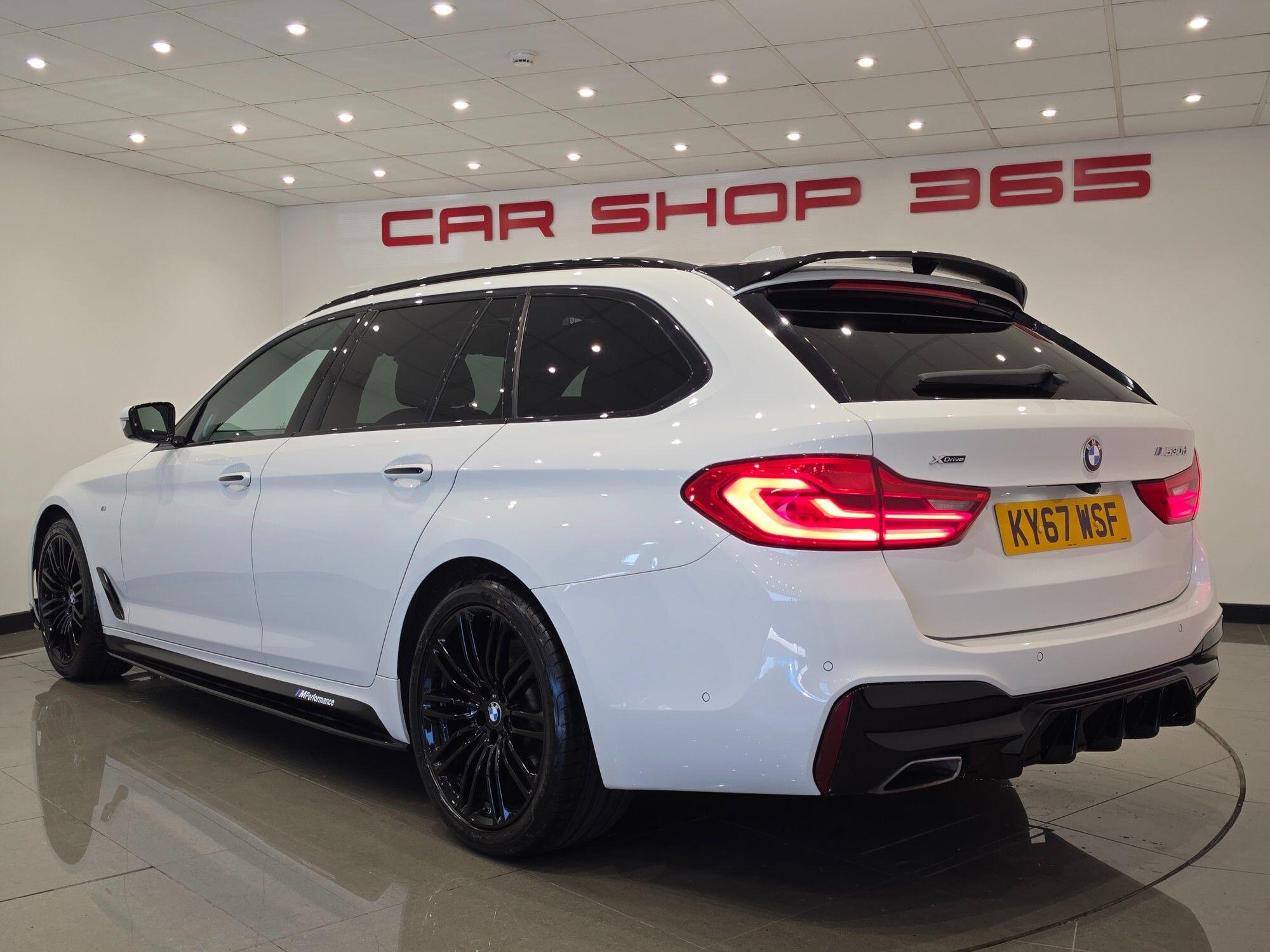 BMW 5 Series view 13