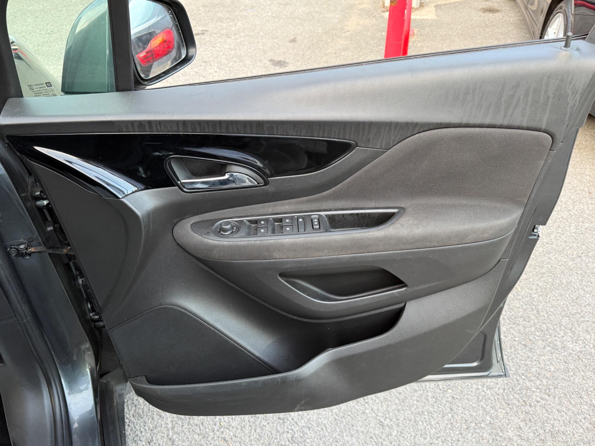 Vauxhall Mokka X - Image 29