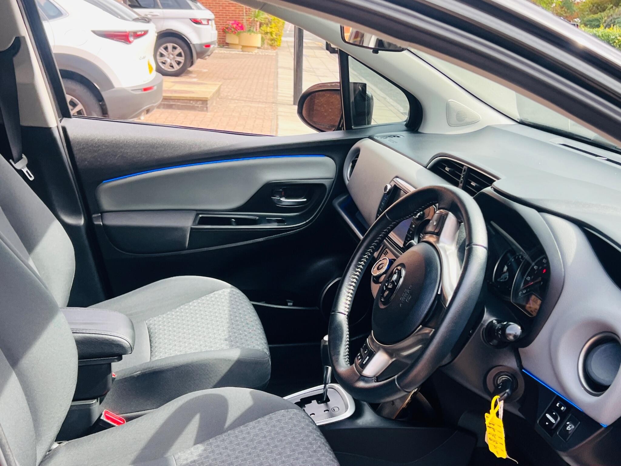 Toyota Yaris view 49