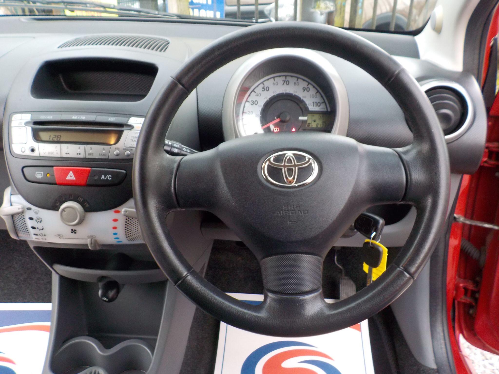 Toyota AYGO 1.0 VVT-i Ice MultiMode Euro 5 5dr