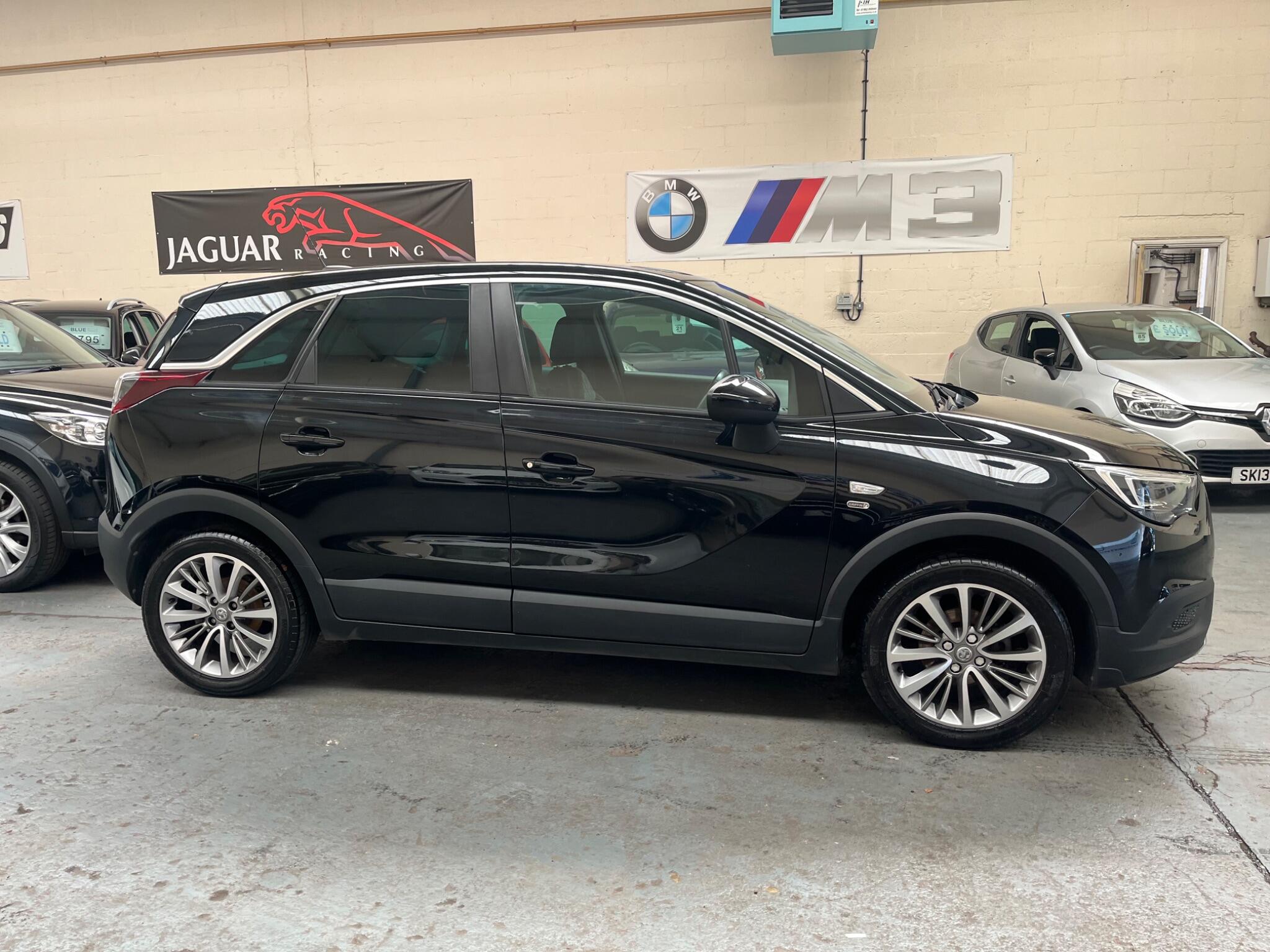 Vauxhall Crossland X view 11