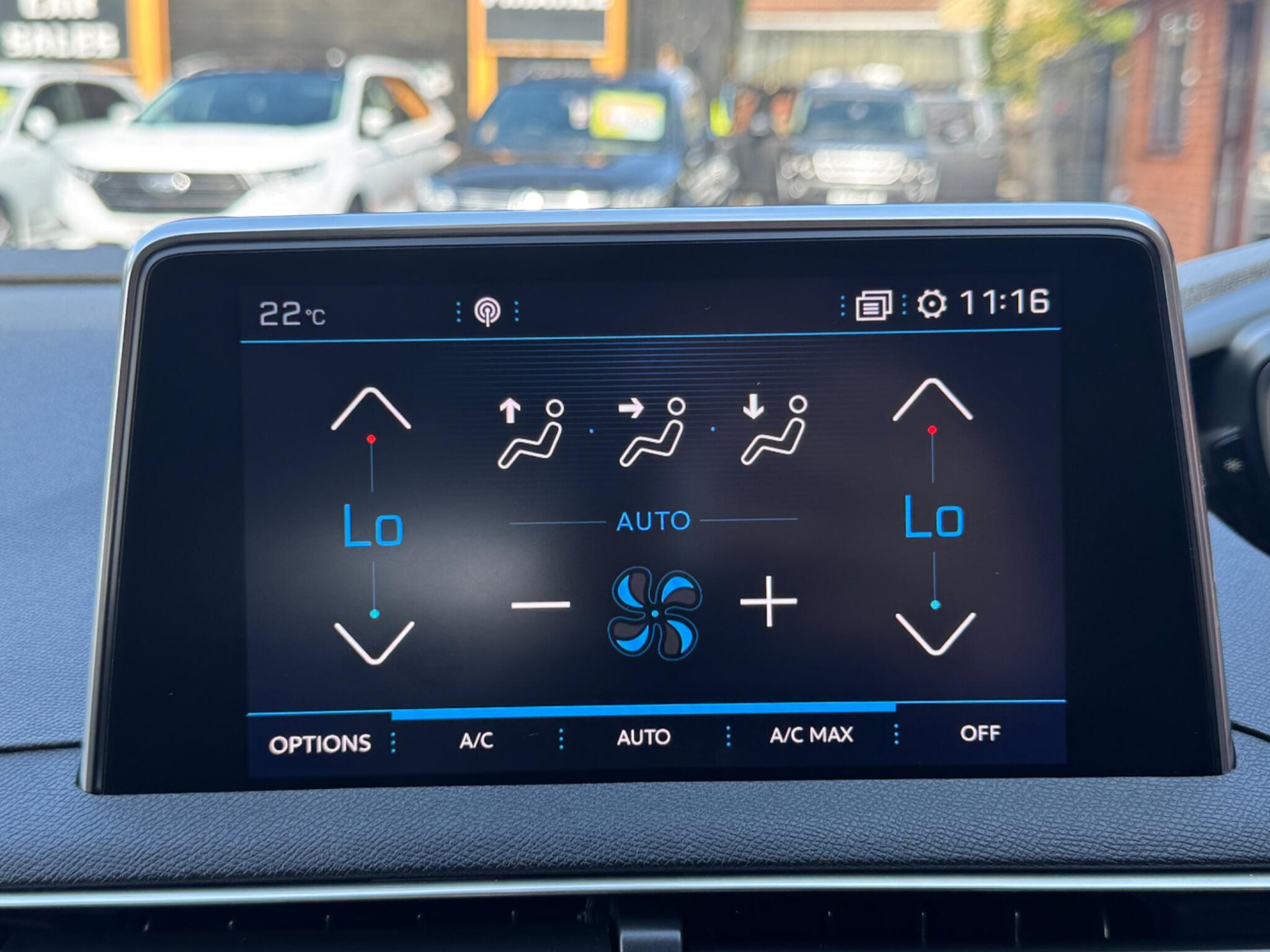 Peugeot 3008 view 31