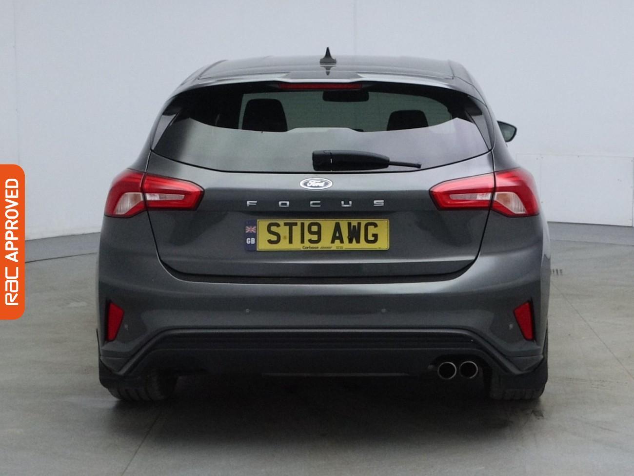 Ford Focus view 8