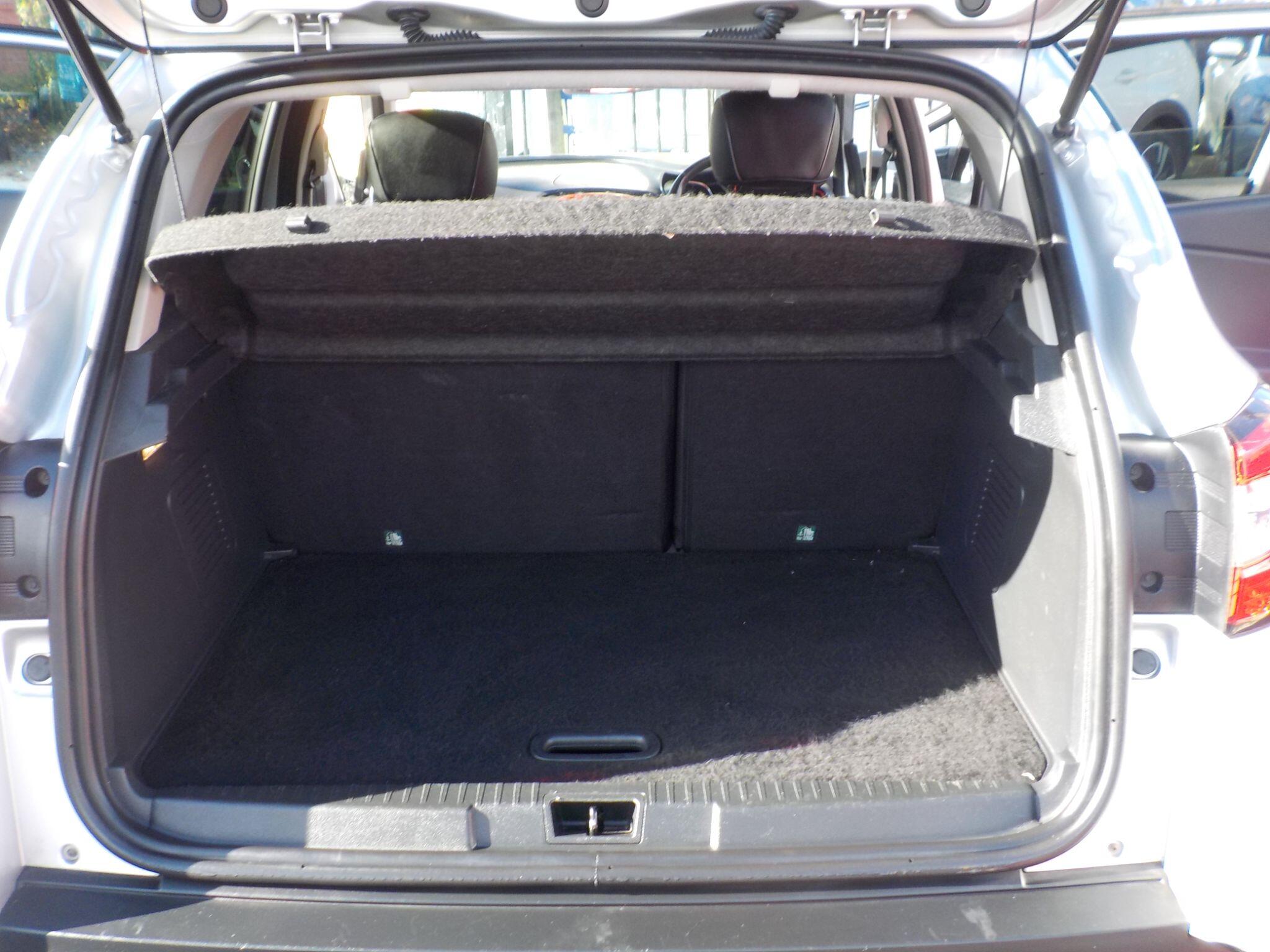 Renault Captur 1.5 dCi ENERGY Signature Nav Euro 6 (s/s) 5dr