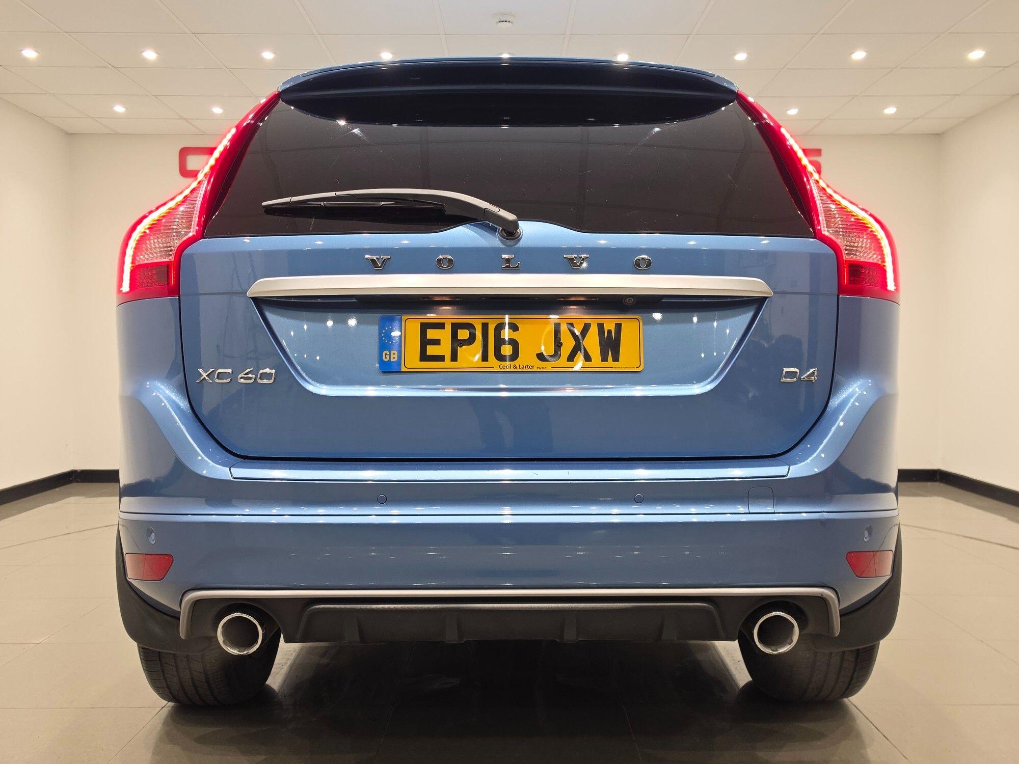 Volvo XC60 view 18