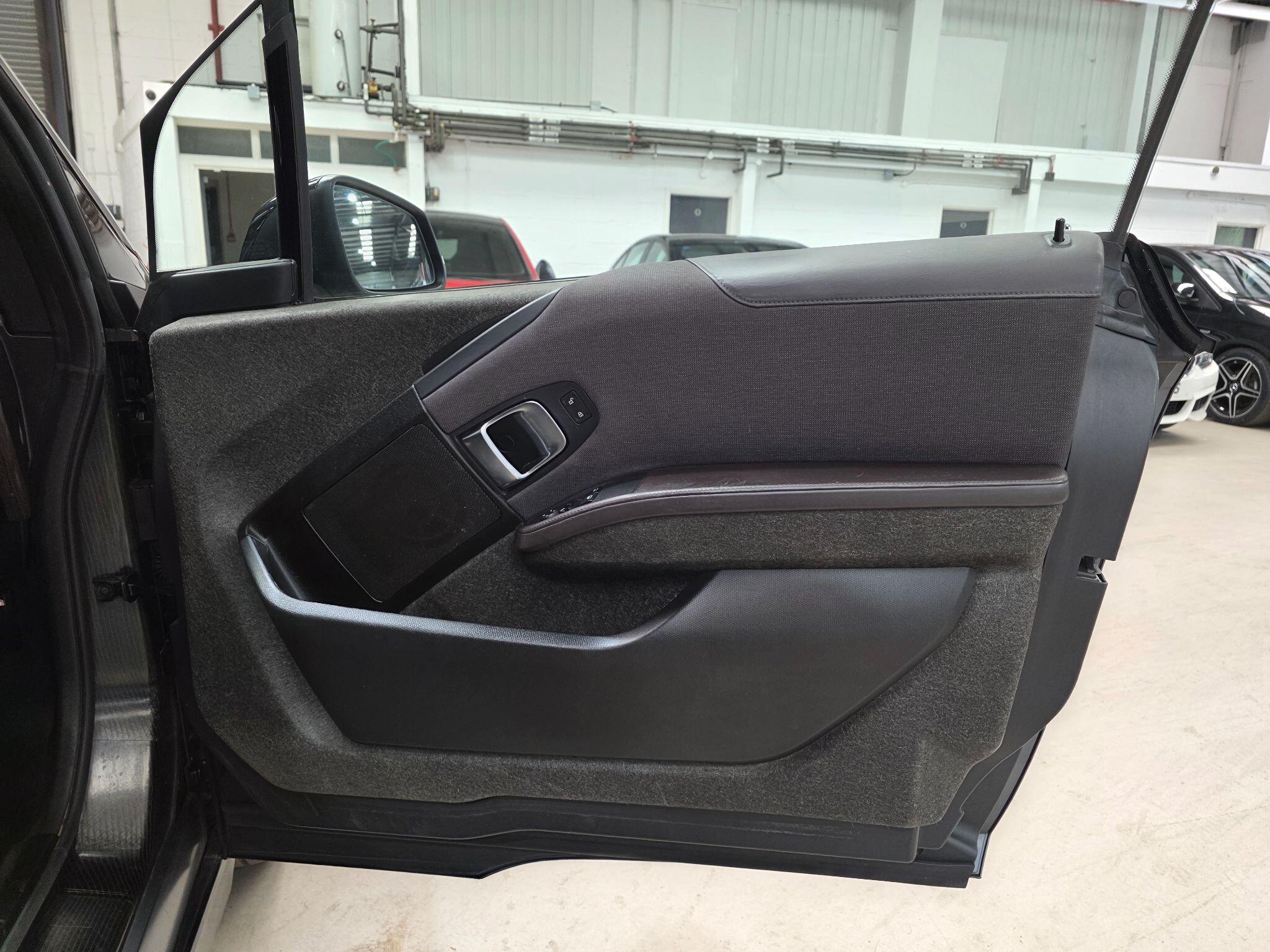 BMW I3 view 14