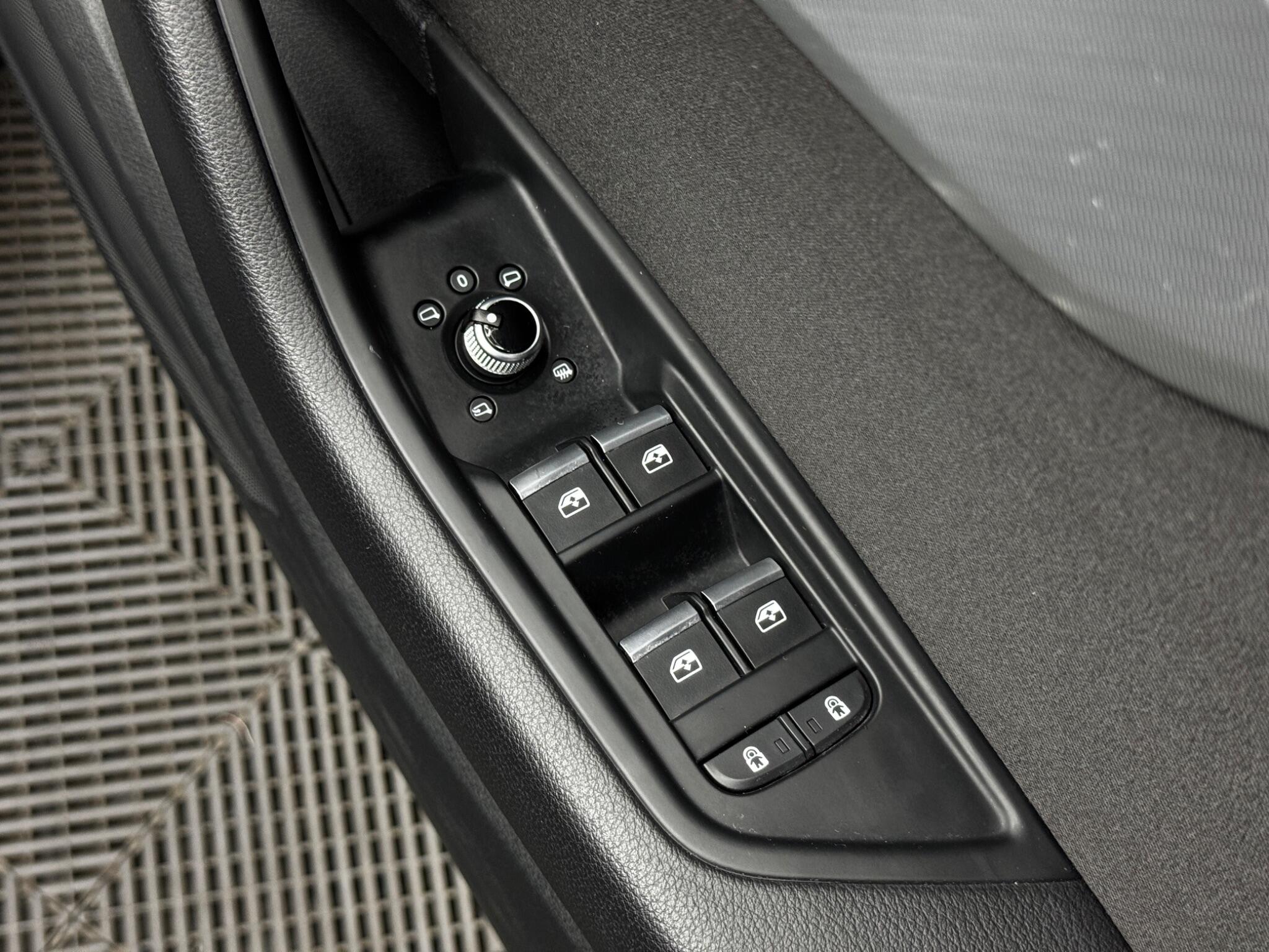 Audi A4 view 45