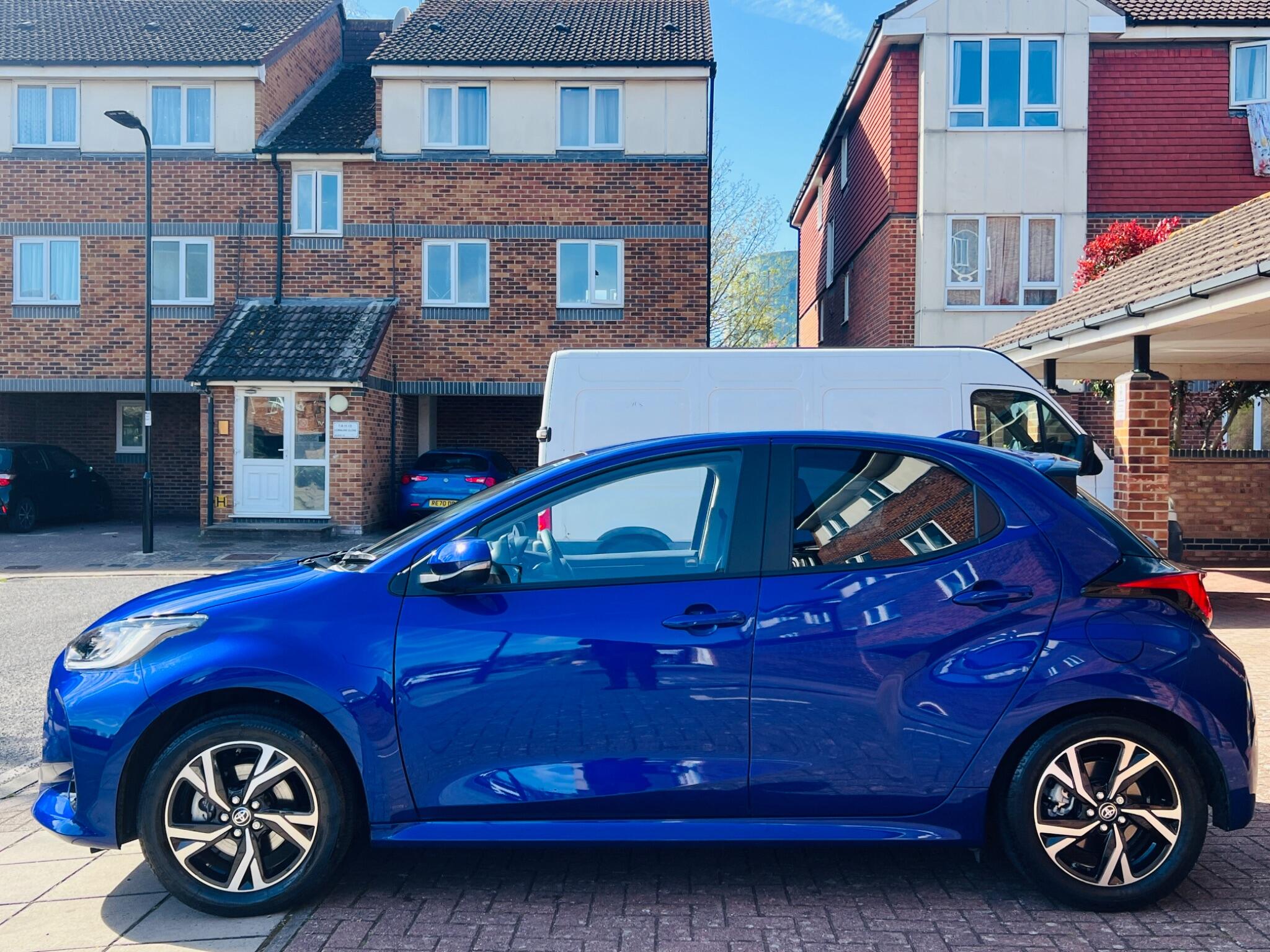 Toyota Yaris view 28