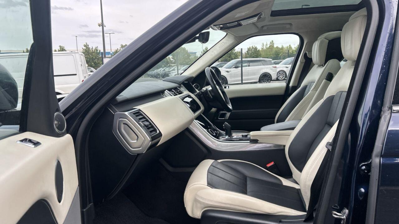 Land Rover Range Rover Sport view 5