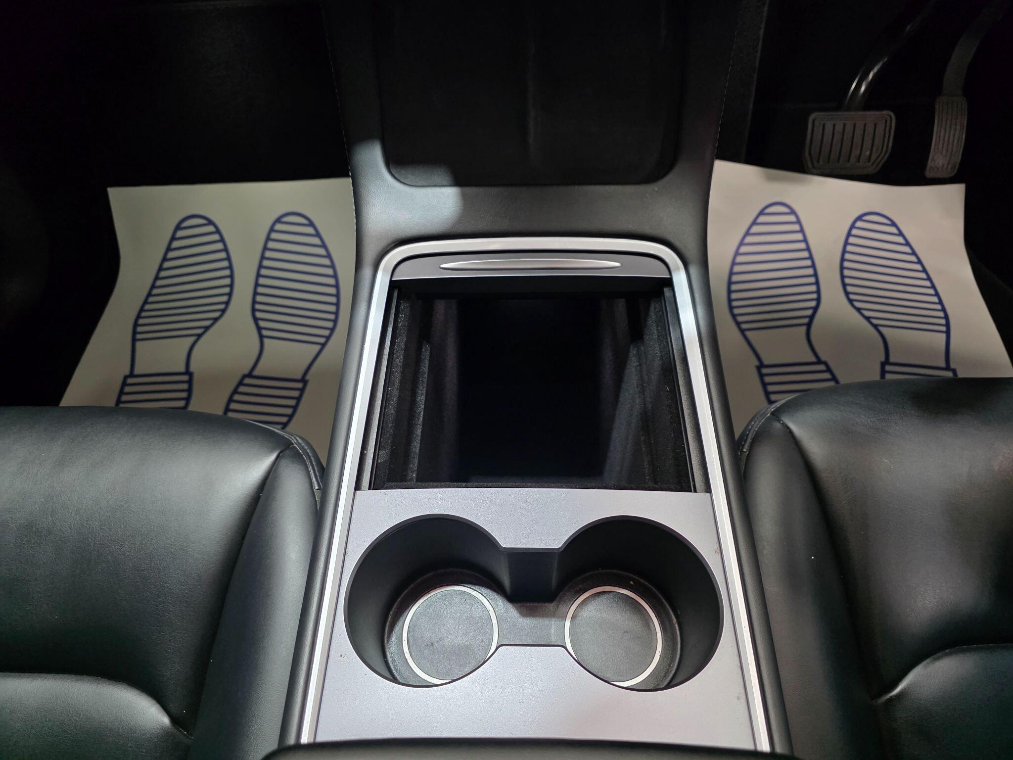 Tesla Model Y view 15