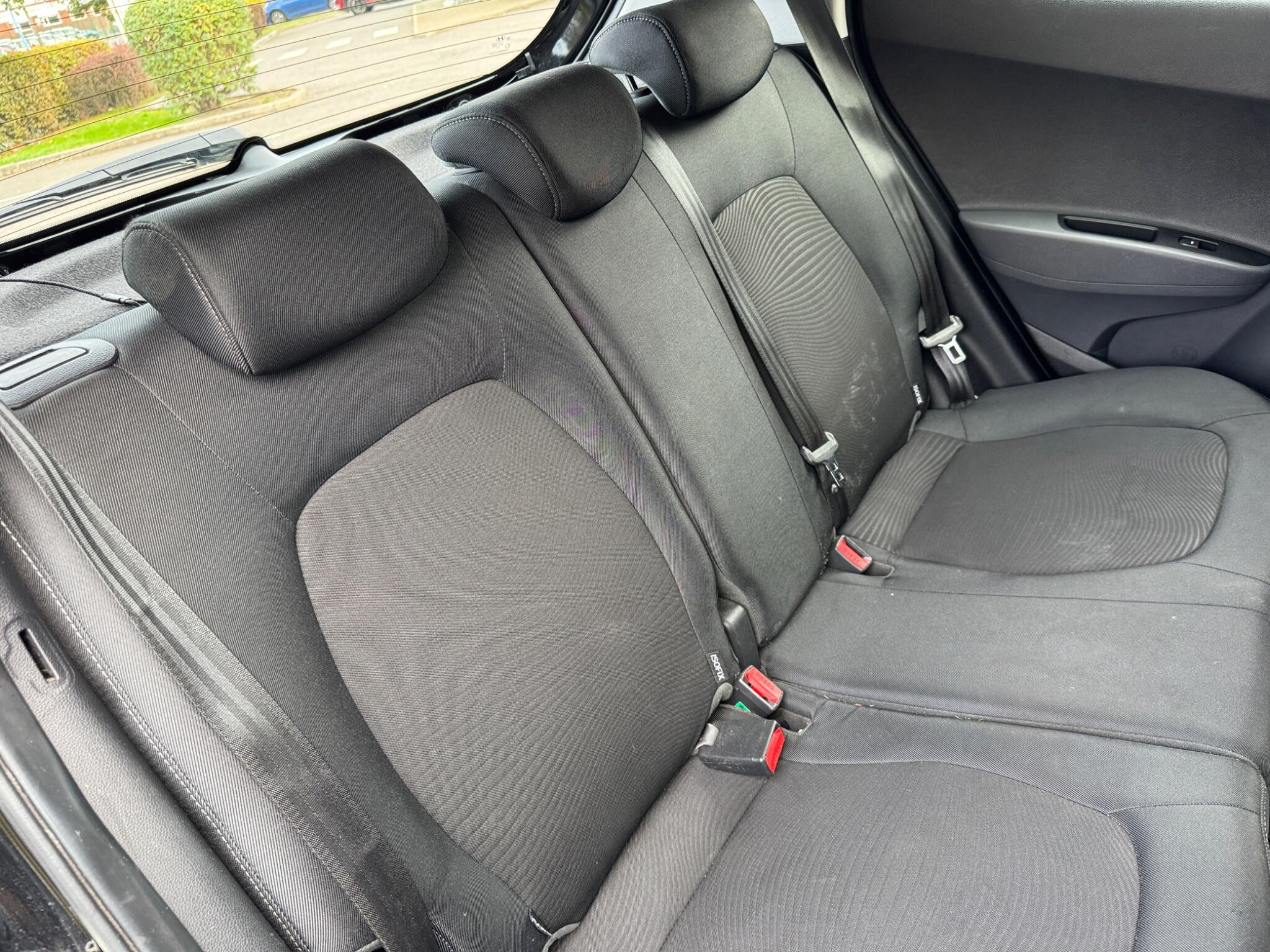 Hyundai I10 view 25