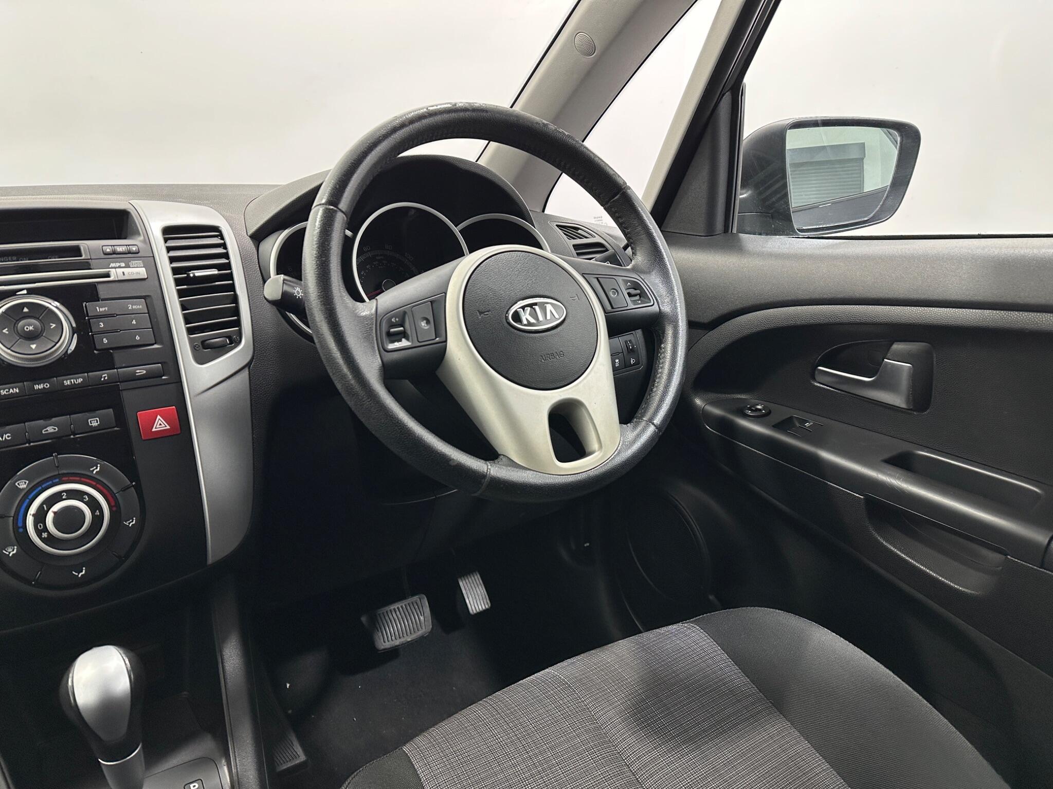 Kia Venga view 12