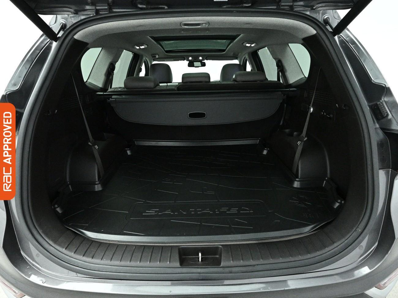 Hyundai Santa FE view 26
