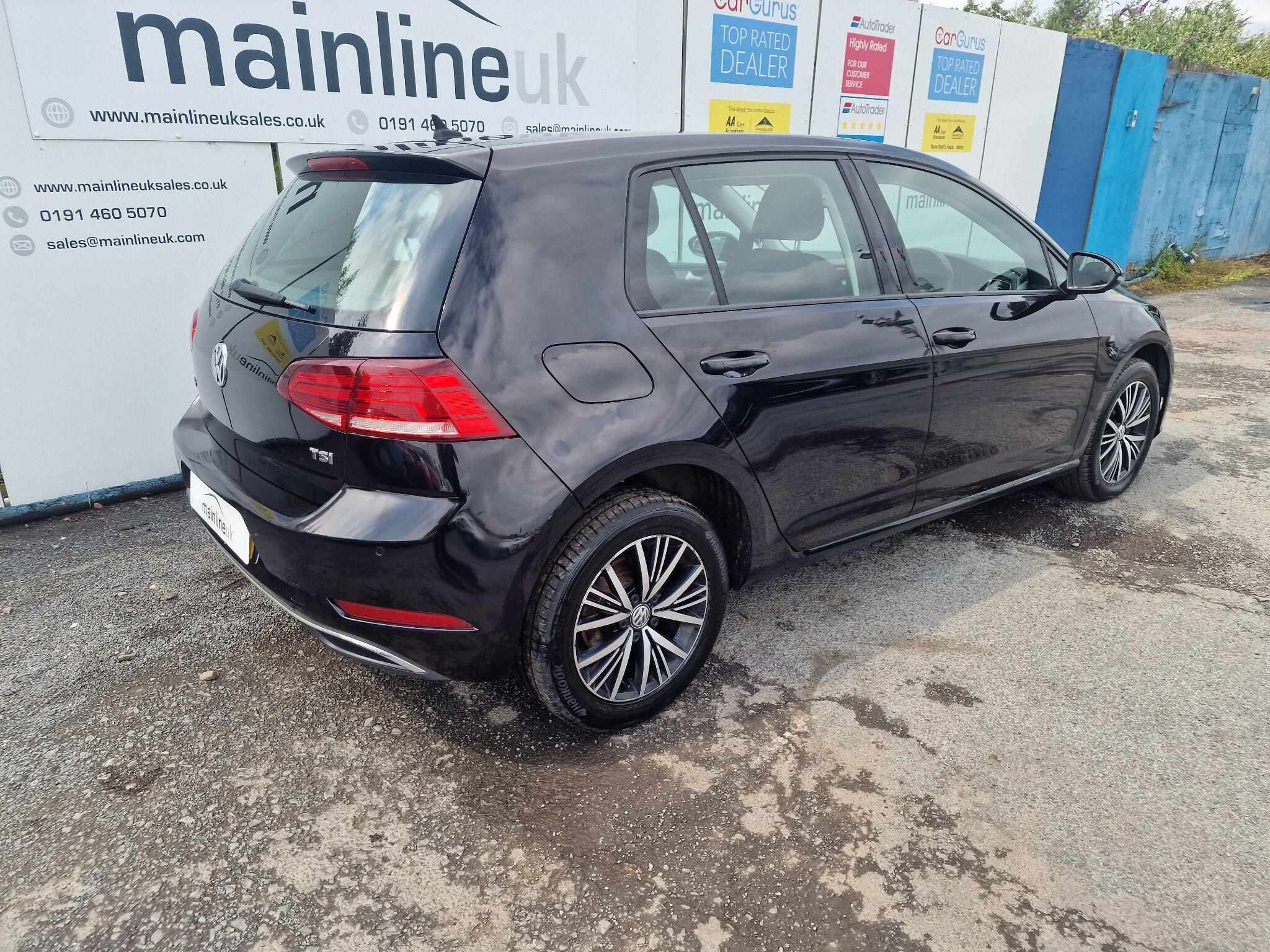 Volkswagen Golf view 21
