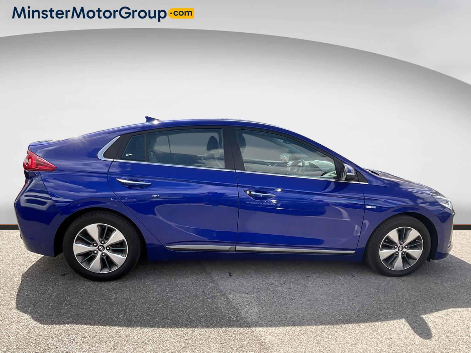 Hyundai Ioniq view 2
