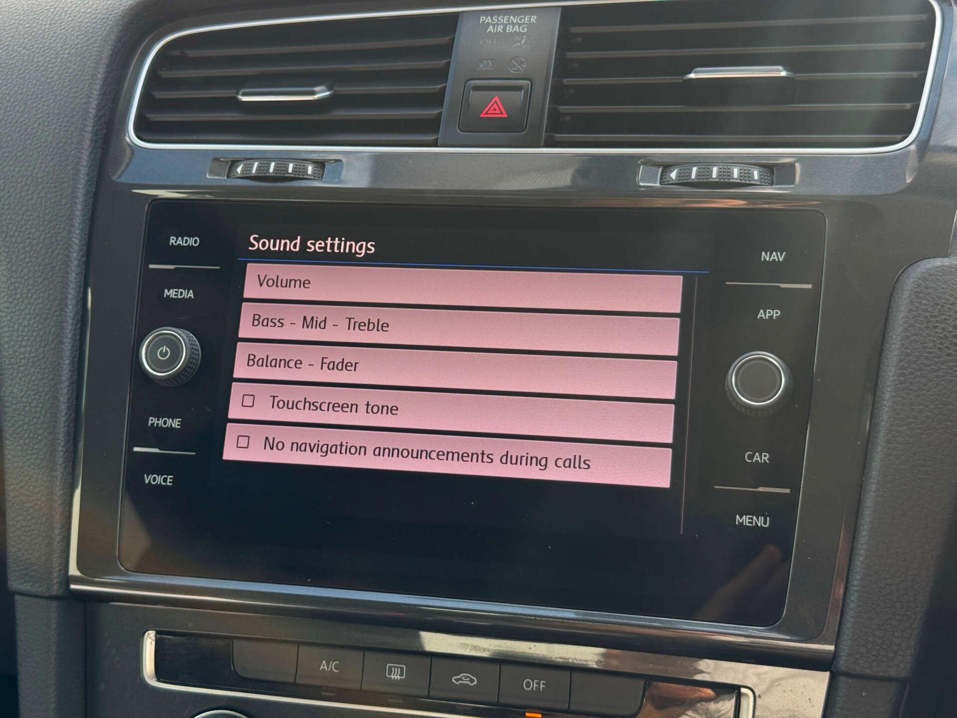 Volkswagen Golf view 76