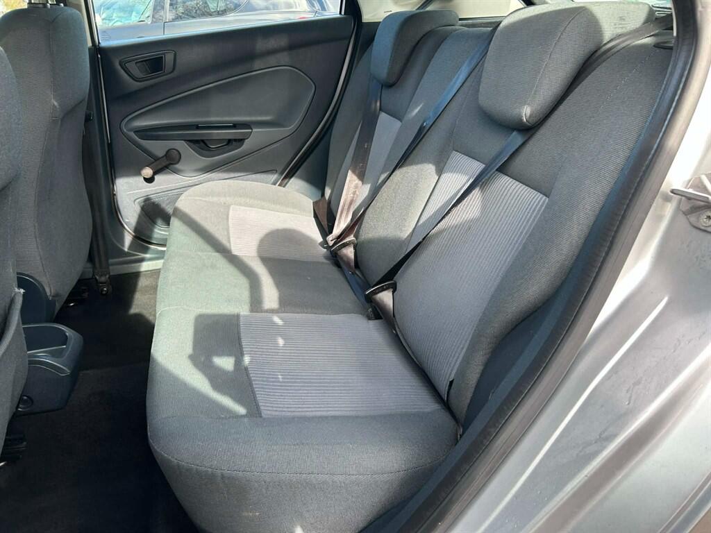 Ford Fiesta view 16