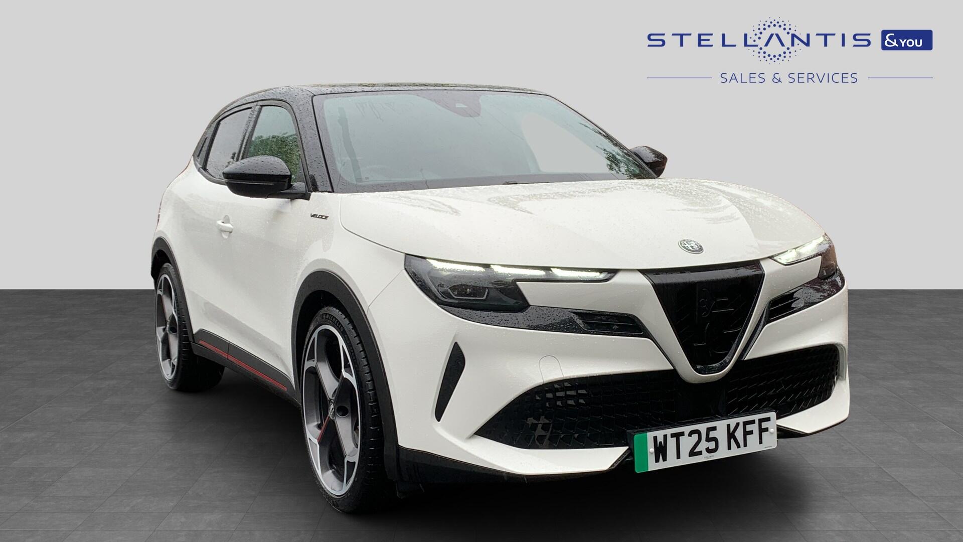 2025 Alfa Romeo Junior