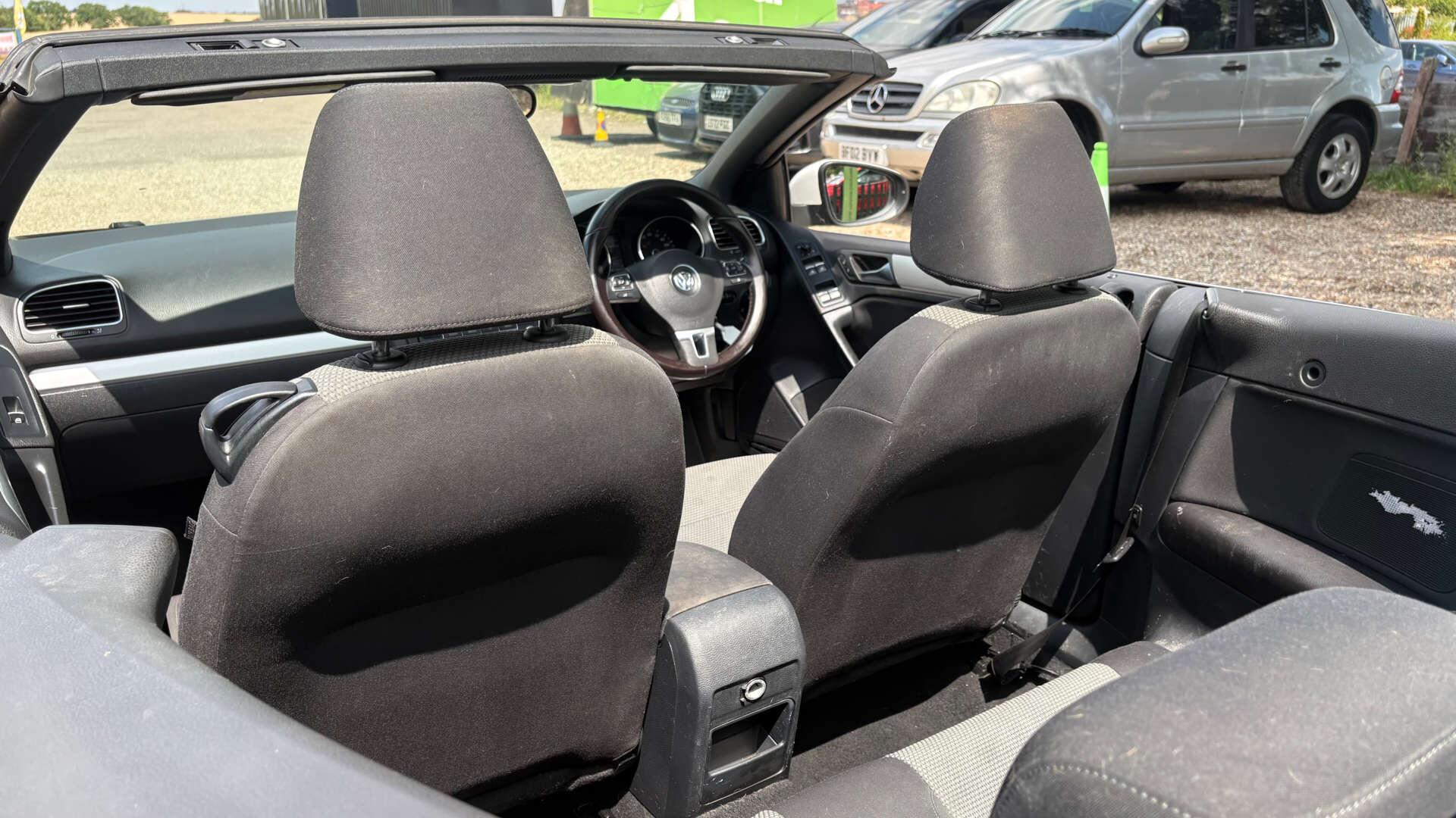 Volkswagen Golf view 18