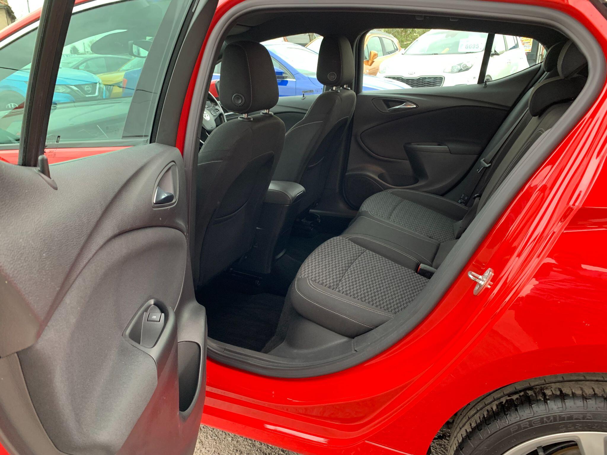 Vauxhall Astra view 19