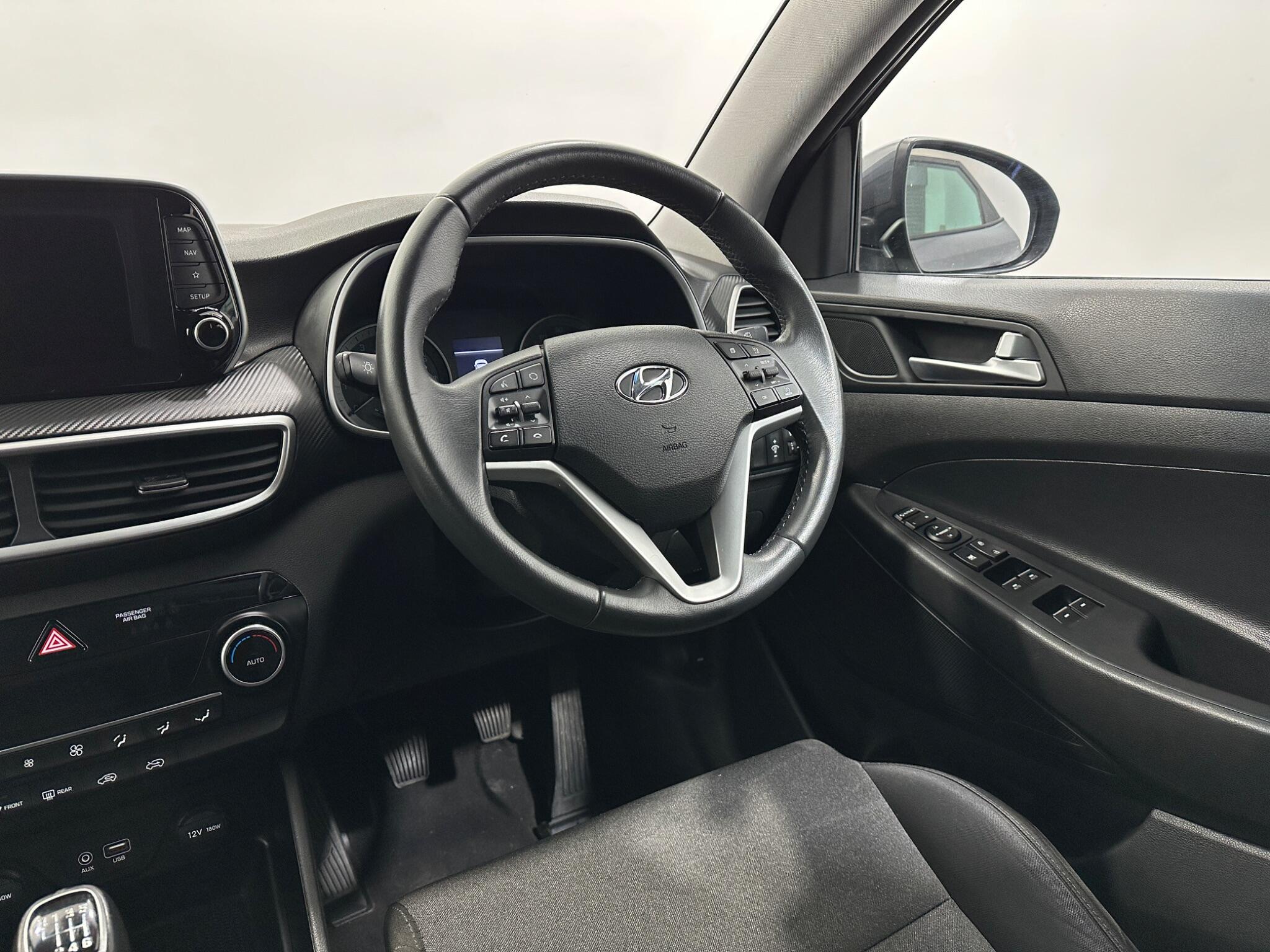 Hyundai Tucson view 12