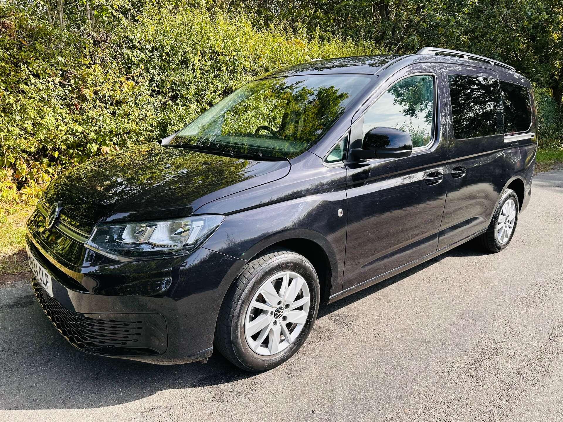 Volkswagen Caddy Maxi view 34