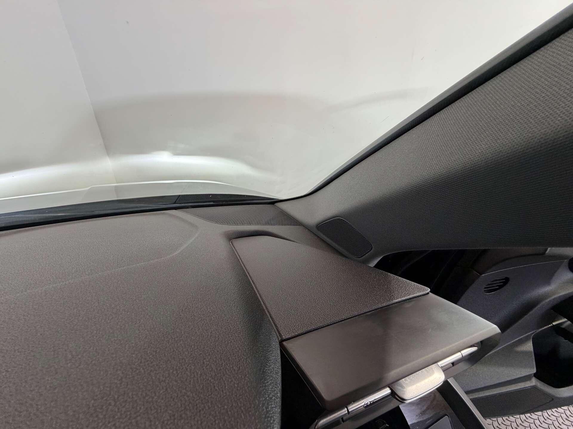 Audi A3 view 34
